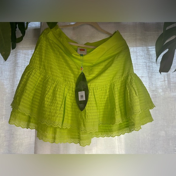 FARM Rio NWT SIZE L Neon Green Tiered Skirt - Picture 4 of 9